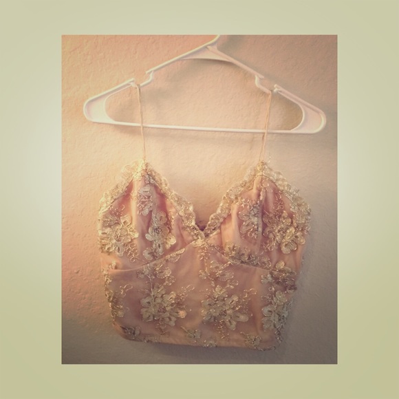 Tan shimmery crop top - Picture 1 of 1